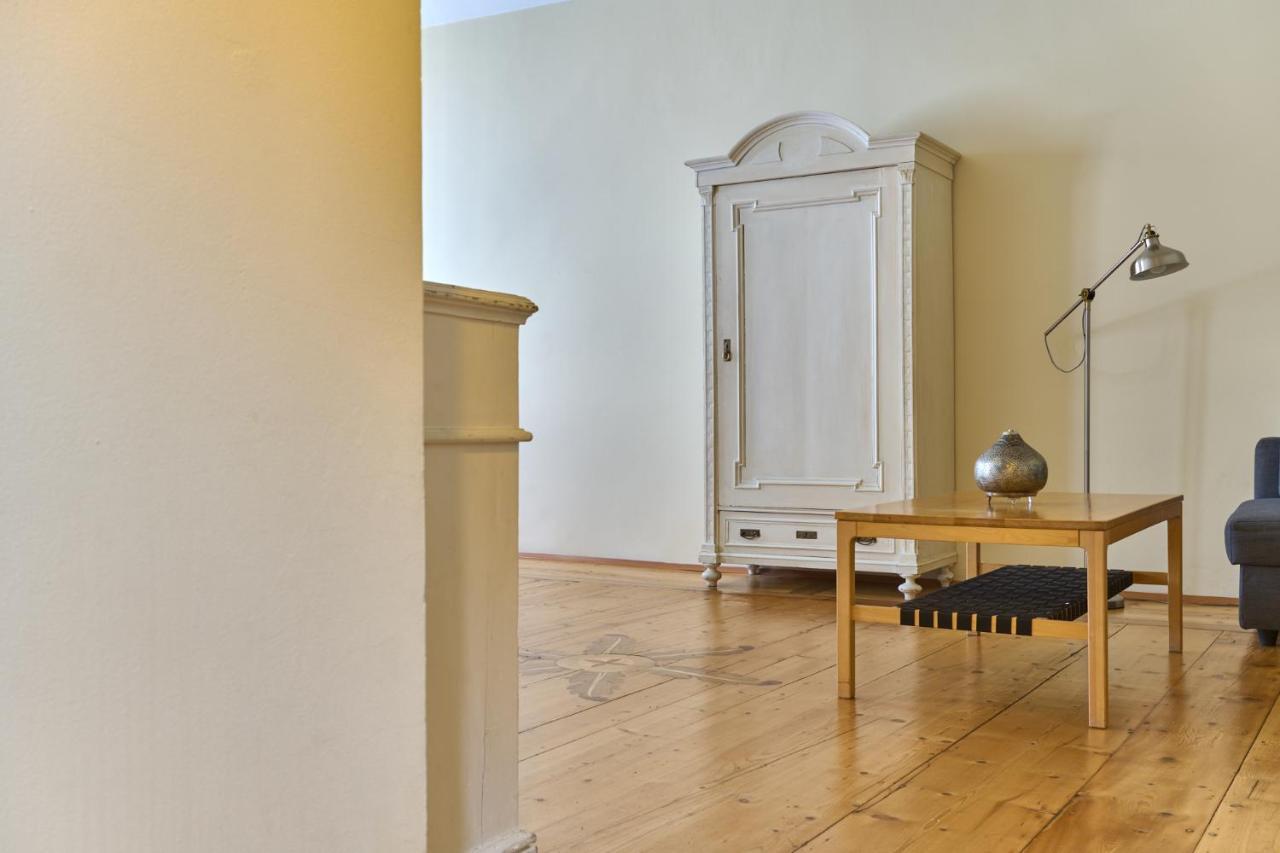 Al Cavour 34 Bed & Breakfast Trento Exterior photo