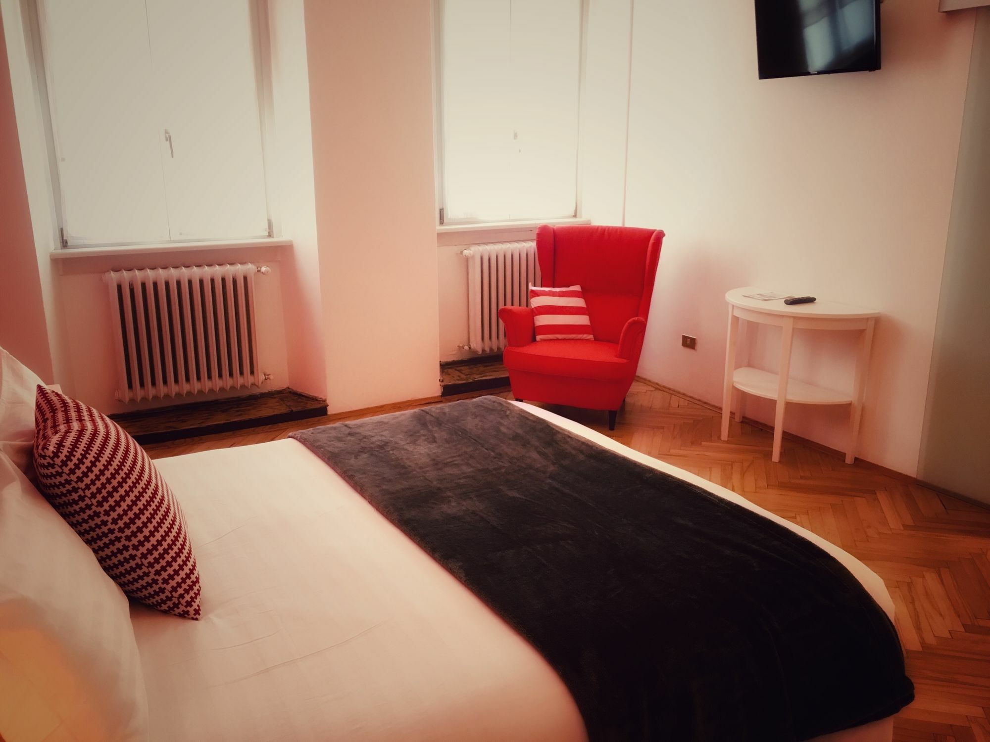 Al Cavour 34 Bed & Breakfast Trento Exterior photo
